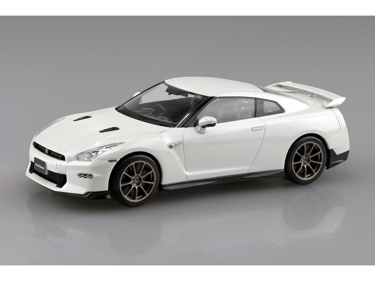 1/32 ニッサン R35 NISSAN GT-R 2024(ブリリアントホワイトパール)