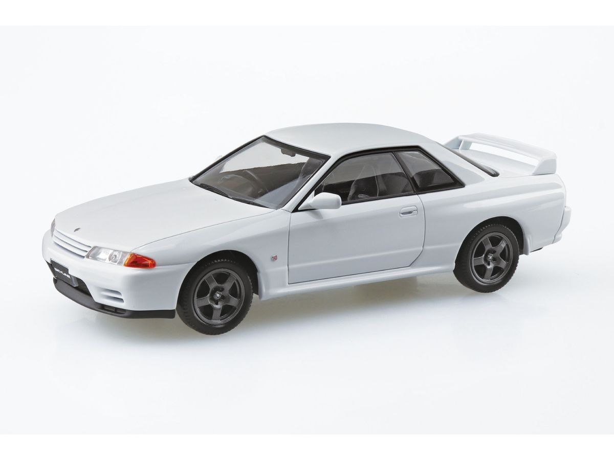 1/32 ニッサン R32 スカイライン GT-R (クリスタルホワイト)