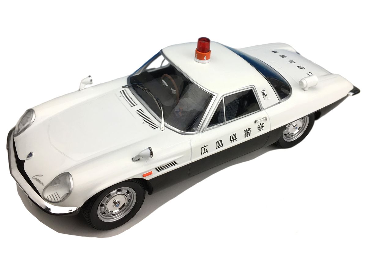 1/18 トヨタ 2000GT 1967 富士24Hレース 優勝 No.1 細谷四方洋/大坪善男 | HLJ.co.jp