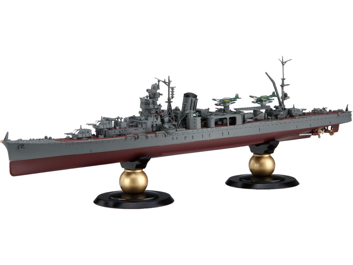 1/700 日本海軍軽巡洋艦 矢矧 (昭和20年/昭和19年) フルハルモデル(エッチングパーツ付き)