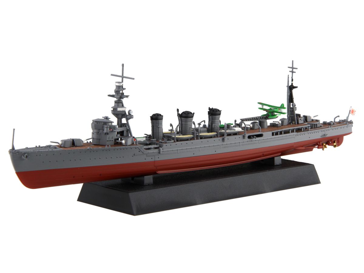 1/700 日本海軍軽巡洋艦 球磨 昭和17年(エッチングパーツ付き)