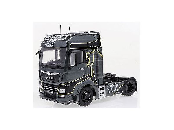 1/43 MAN TGX XXL D38 グレー