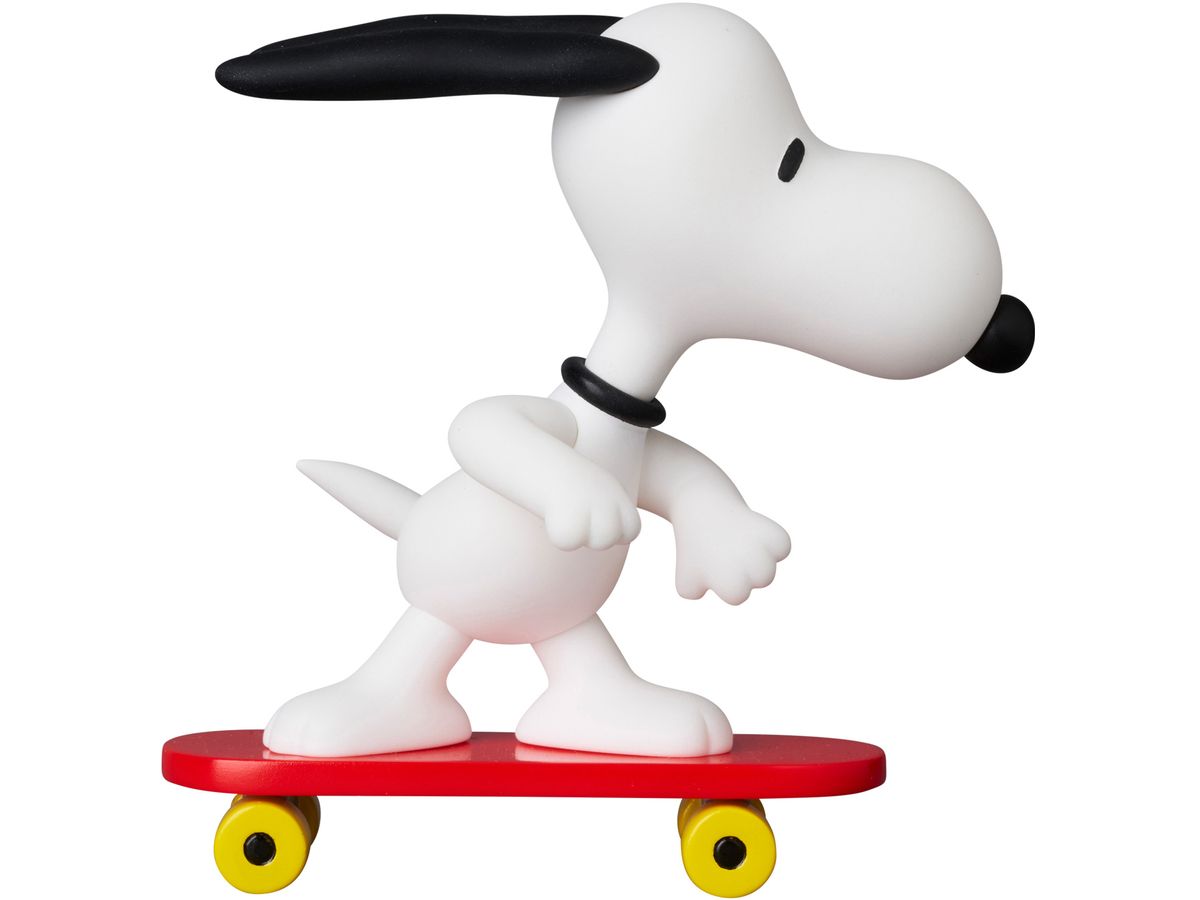 UDF PEANUTS SERIES 17 SKATEBOARD SNOOPY